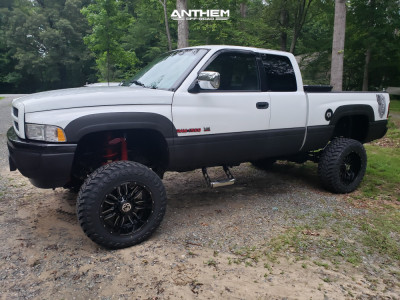 1997 Dodge Ram 1500 - 20x10 -24mm - Anthem Off-Road Equalizer - Suspension Lift 8" - 35" x 12.5"