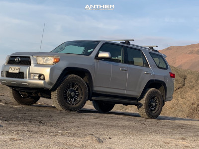 2013 Toyota 4Runner - 17x9 0mm - Anthem Off-Road Instigator - Leveling Kit - 245/70R17