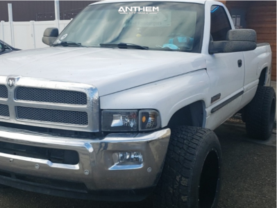 2001 Dodge Ram 2500 - 20x12 -44mm - Anthem Off-Road Equalizer - Stock Suspension - 33" x 12.5"