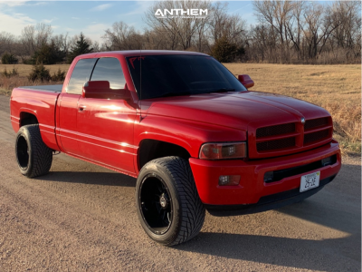 2001 Dodge Ram 1500 - 20x12 -44mm - Anthem Off-Road Equalizer - Leveling Kit - 33" x 12.5"