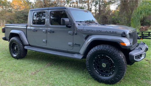 2021 Jeep Gladiator - 17x9 0mm - Anthem Off-Road Avenger - Stock Suspension - 315/70R17