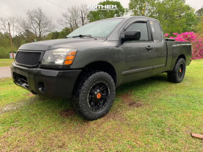 2006 Nissan Titan - 18x9 -11.3mm - Anthem Off-Road Aviator - Leveling Kit - 33" x 12.5"