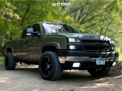2006 Chevrolet Silverado 2500 HD - 20x12 -44mm - Anthem Off-Road Equalizer - Stock Suspension - 33" x 12.5"