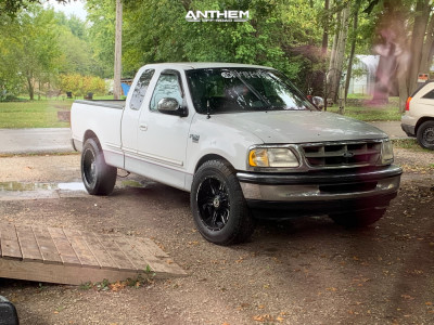 1998 Ford F-150 - 20x10 -24mm - Anthem Off-Road Equalizer - Stock Suspension - 275/65R20