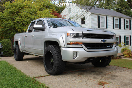 2016 Chevrolet Silverado 1500 - 20x12 -44mm - Anthem Off-Road Equalizer - Stock Suspension - 33" x 12.5"