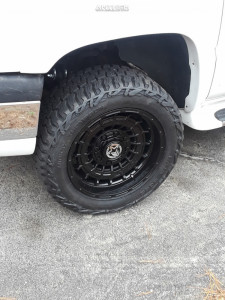 2004 Chevrolet Avalanche 1500 - 20x10 -18mm - Anthem Off-Road Viper - Leveling Kit - 285/55R20