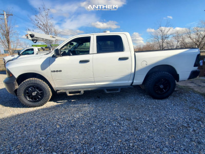 2019 Ram 1500 Classic - 18x9 -12mm - Anthem Off-Road Intimidator - Stock Suspension - 33" x 12.5"