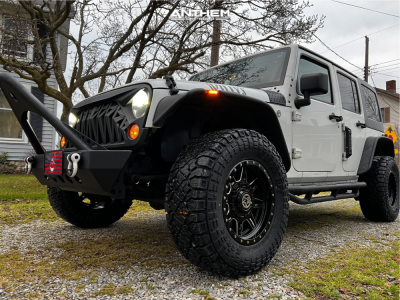 2018 Jeep Wrangler JK - 17x9 -22mm - Anthem Off-Road Rogue - Suspension Lift 2.5" - 33" x 12.5"