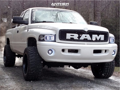 2000 Dodge Ram 1500 - 20x12 -44mm - Anthem Off-Road Enforcer - Leveling Kit - 33" x 12.5"