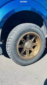 2019 Ford F-150 Wheel Offset Aggressive > 1" Outside Fender Leveling