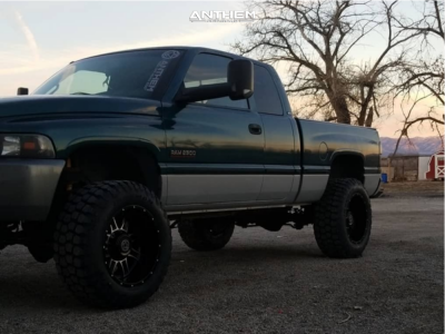 1999 Dodge Ram 2500 - 20x12 -44mm - Anthem Off-Road Instigator - Leveling Kit - 35" x 12.5"