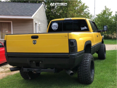 2001 Dodge Ram 1500 - 20x12 -44mm - Anthem Off-Road Equalizer - Suspension Lift 6" - 35" x 12.5"