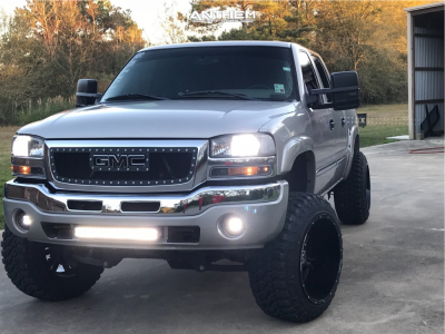 2005 GMC Sierra 1500 - 22x14 -76mm - Anthem Off-Road Equalizer - Suspension Lift 6.5" - 35" x 12.5"