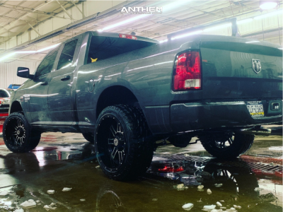1 2019 1500 Classic Ram Rough Country Suspension Lift 35in Anthem Instigator Black Milled