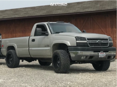 2005 Chevrolet Silverado 2500 HD - 20x12 -44mm - Anthem Off-Road Gunner - Stock Suspension - 33" x 12.5"