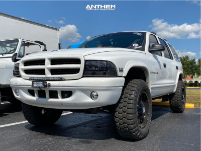 1998 Dodge Durango Wheel Offset Aggressive > 1" Outside Fender Leveling