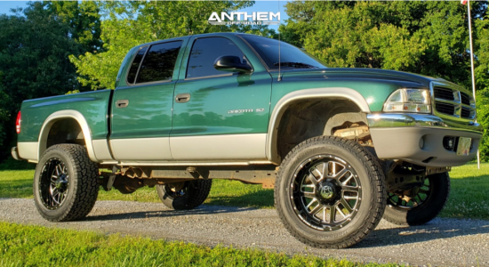 2001 Dodge Dakota - 20x10 -24mm - Anthem Off-Road Gunner - Leveling Kit & Body Lift - 305/55R20