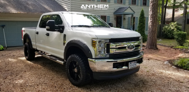 2018 Ford F-250 Super Duty - 20x10 -24mm - Anthem Off-Road Equalizer - Stock Suspension - 33" x 12.5"
