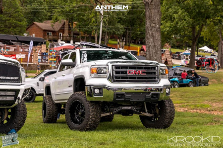 2014 GMC Sierra 1500 - 20x12 -44mm - Anthem Off-Road Gunner - Suspension Lift 9" - 37" x 13.5"