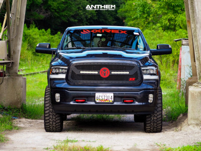2016 Ram 1500 - 20x10 -24mm - Anthem Off-Road Gunner - Suspension Lift 4" - 35" x 12.5"