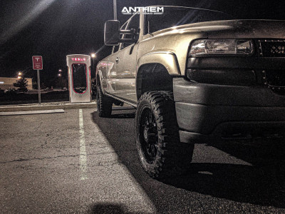 2002 Chevrolet Silverado 2500 HD - 20x9 0mm - Anthem Off-Road Instigator - Leveling Kit - 33" x 12.5"