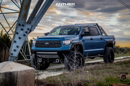 2019 Toyota Tundra - 20x12 -44mm - Anthem Off-Road Commander - Suspension Lift 6" - 37" x 12.5"