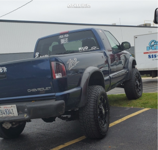 1 2003 S10 Chevrolet Custom Suspension Lift 25in Anthem A712 Defender Black