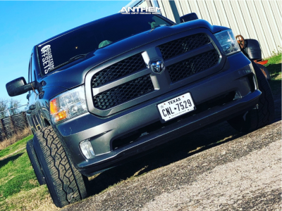 2013 Ram 1500 - 22x14 -76mm - Anthem Off-Road Equalizer - Stock Suspension - 305/45R22