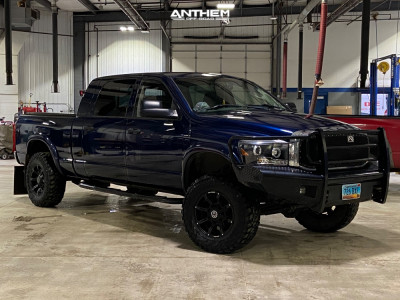 2006 Dodge Ram 2500 - 18x9 18mm - Anthem Off-Road Defender - Leveling Kit - 35" x 12.5"