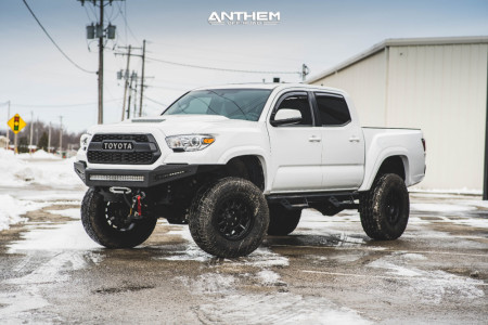 1 2017 Tacoma Toyota Rough Country Suspension Lift 5in Anthem Intimidator Black