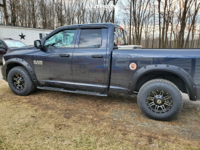 1 2017 1500 Ram Stock Air Suspension Anthem Instigator Machined Black