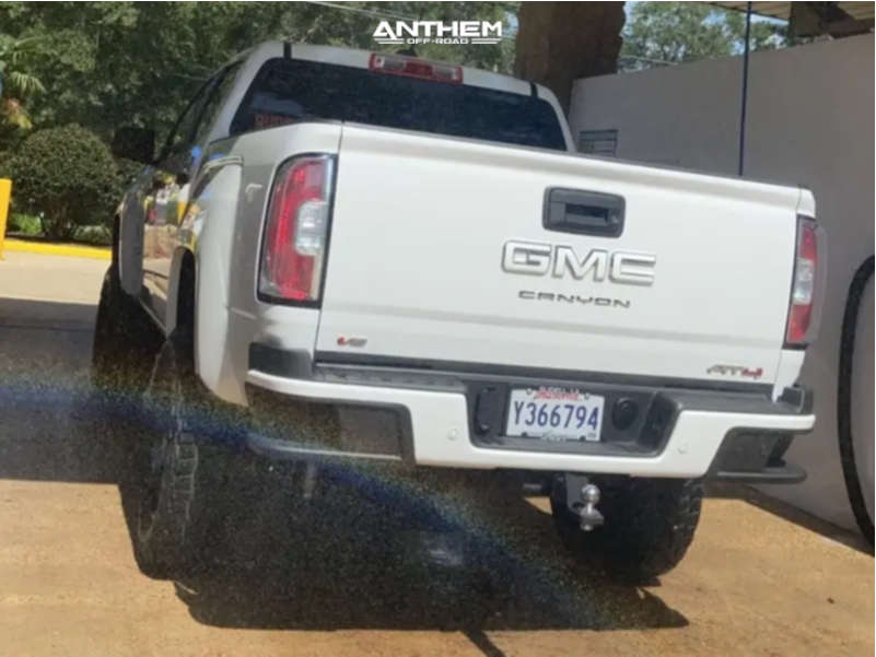 2022 GMC Canyon Wheel Offset Slightly Aggressive Suspension Lift 6