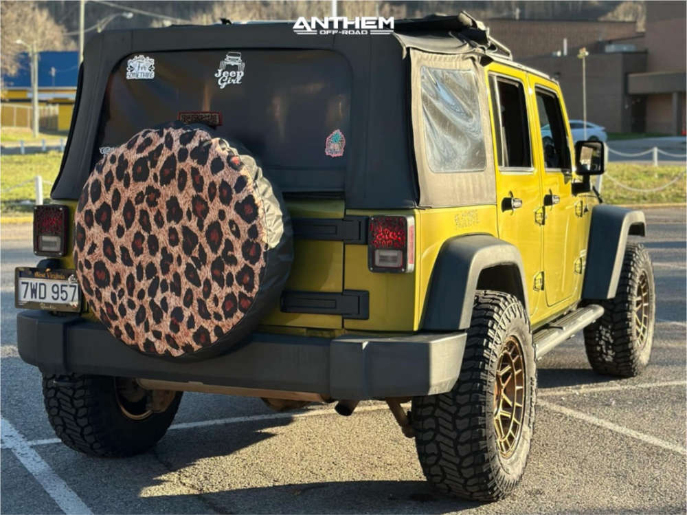 2010 Jeep Wrangler Wheel Offset Aggressive > 1