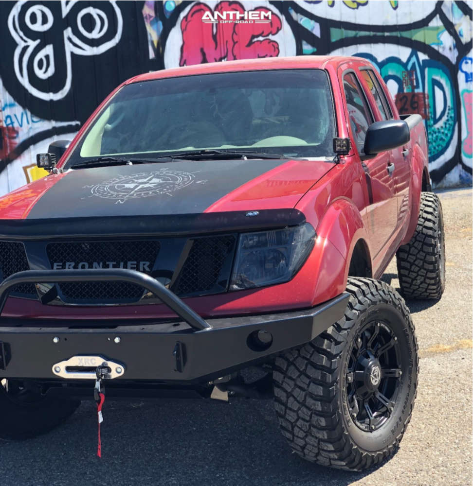 BFGoodrich Mud-Terrain T/A KM3 LT285/70R17 (32.8x11.2R17)